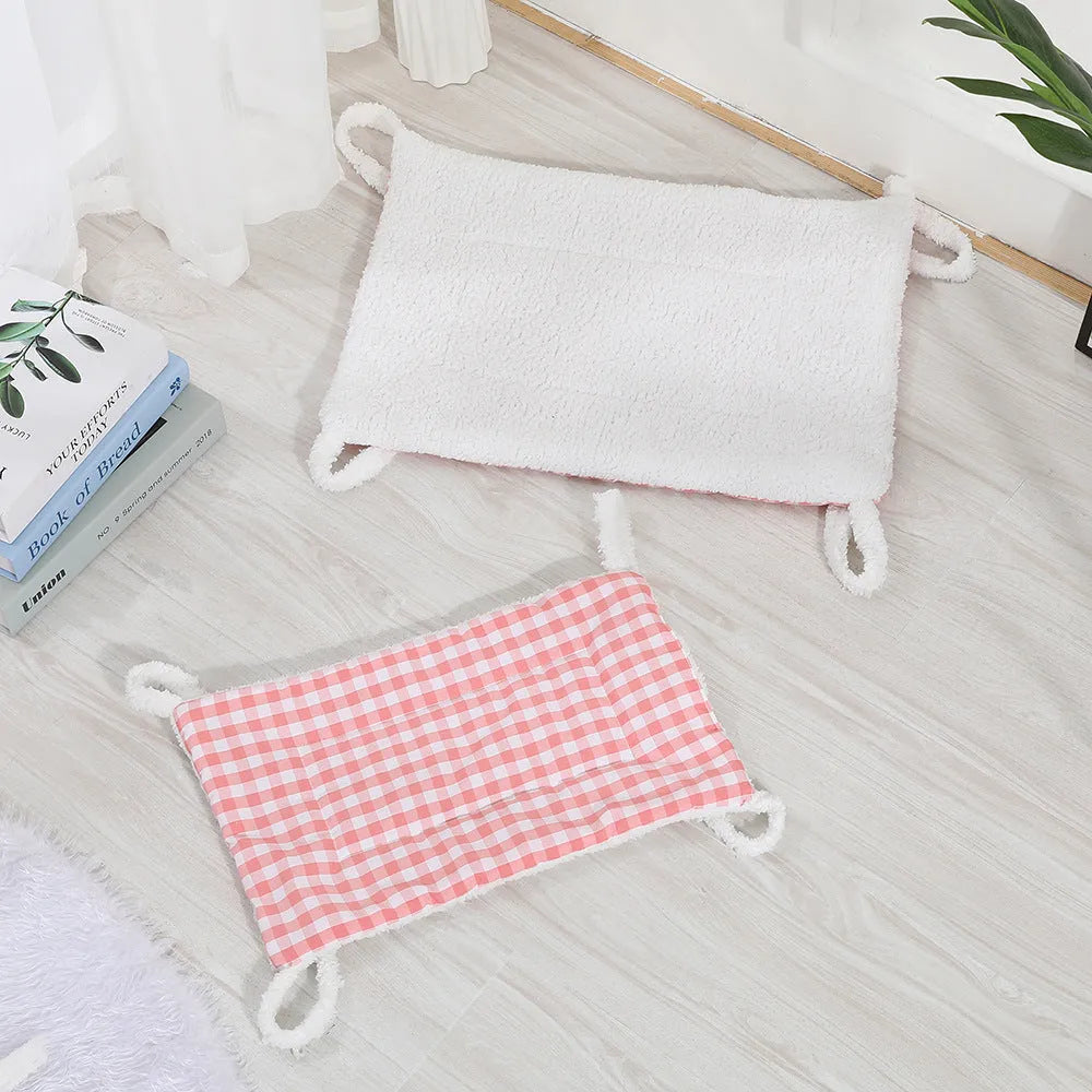 Fixed pet cage mat in rectangular shape, eight sizes from 40x25cm to 90x30cm, for dog and cat kennels.