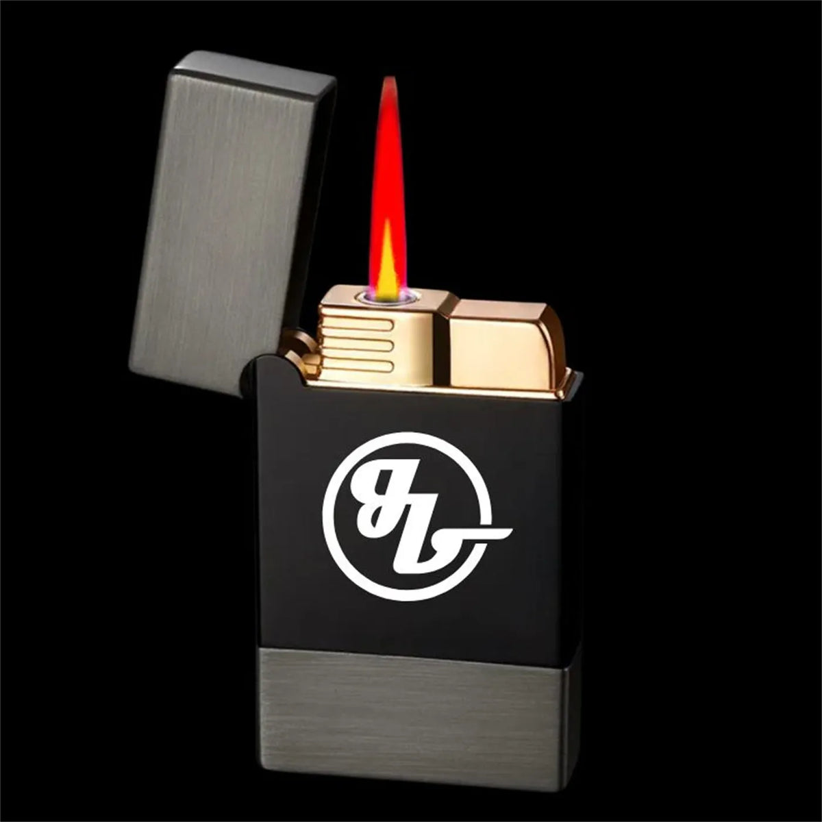 Silver metal windproof gas lighter with flint ignition, compact size 62x35x11mm