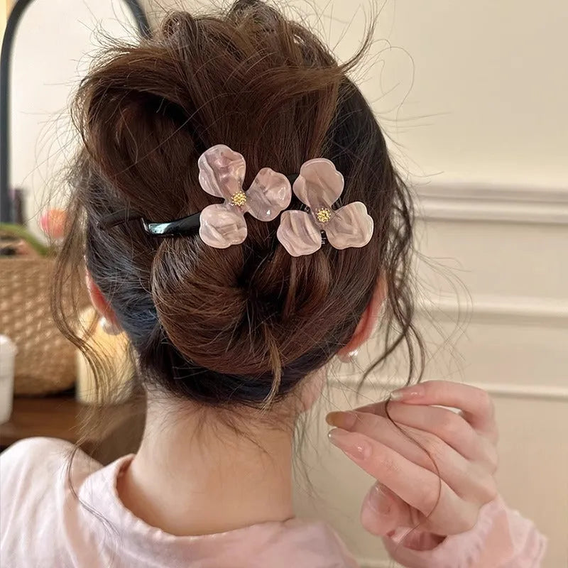 Retro acrylic flower petal bobby pin hair clip in beige, blue, light blue, or pink colour.