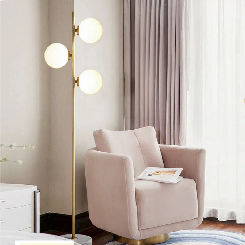 155cm vertical floor lamp with warm LED light, gold aluminium alloy and glass body, EU or US plug option
