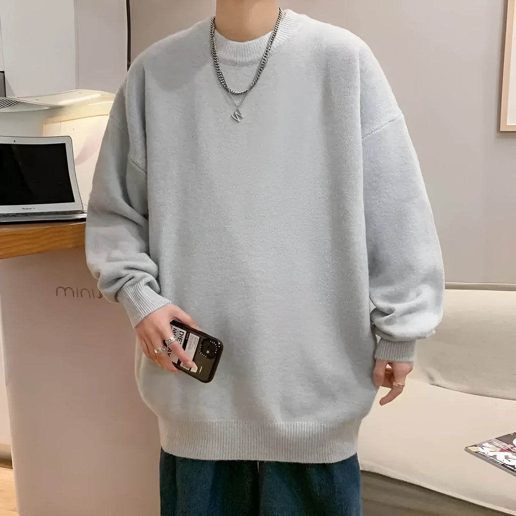 Men's loose fit pullover sweater in light grey polyester, long sleeve, Japanese style, winter daily wear.
