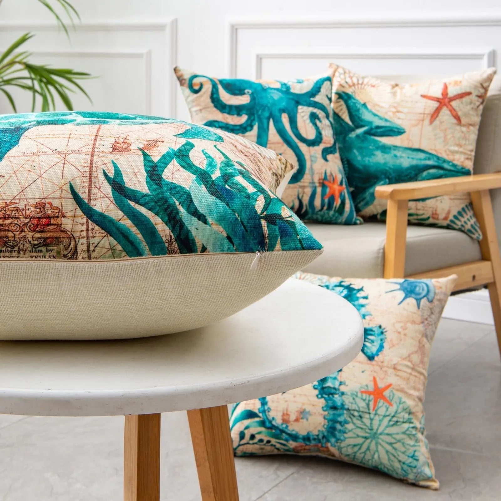 Sea turtle printed linen cushion cover 45x45cm with invisible zipper closure