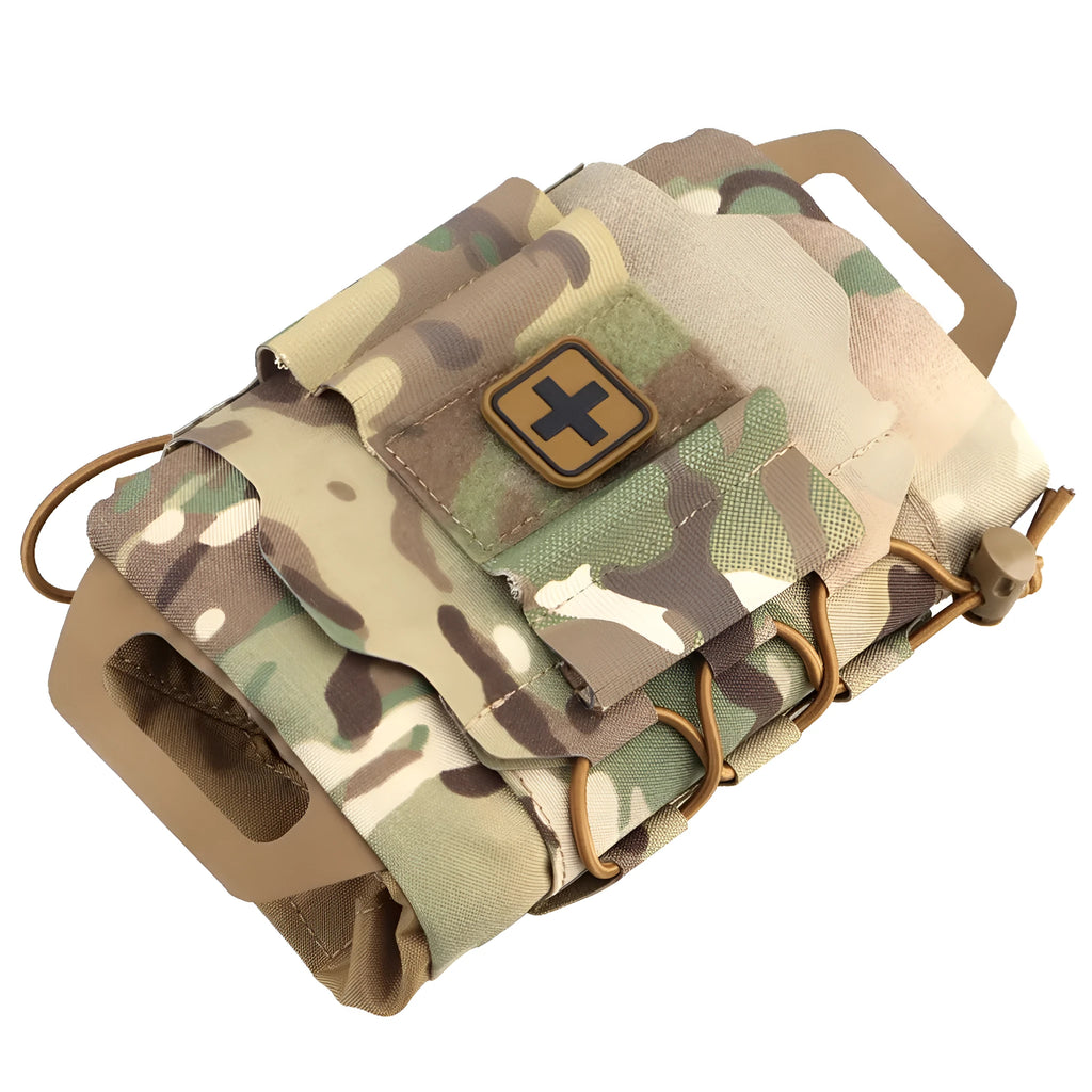 Nylon tactical first aid kit with one-handed pull-and-pull split quick deployment