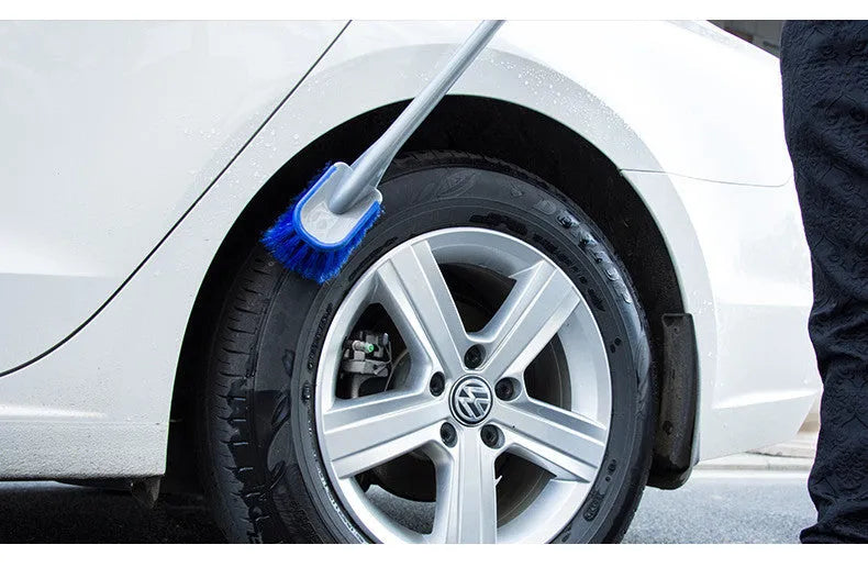 Car tire wheel brush with long handle and twisted yarn bristles for cleaning alloy wheel hub