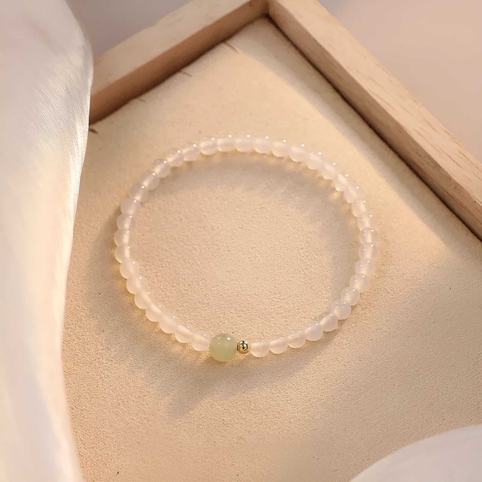 Hetian Jade White Agate women's bracelet with 15cm length and manual craftsmanship