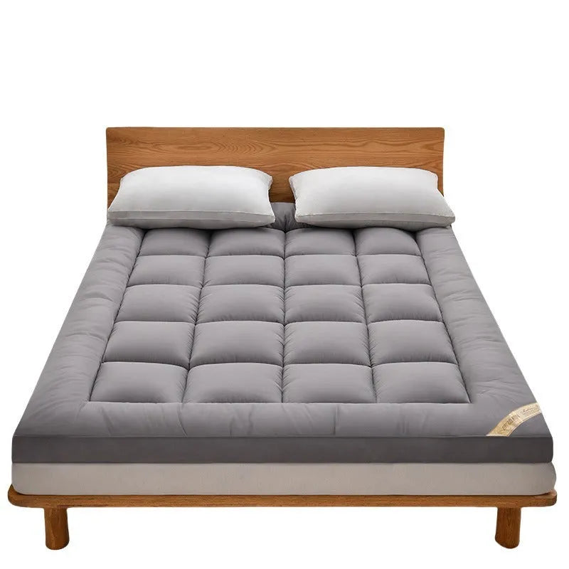 Thickened polyester feather velvet mattress sheet in pure grey, 180x200cm size