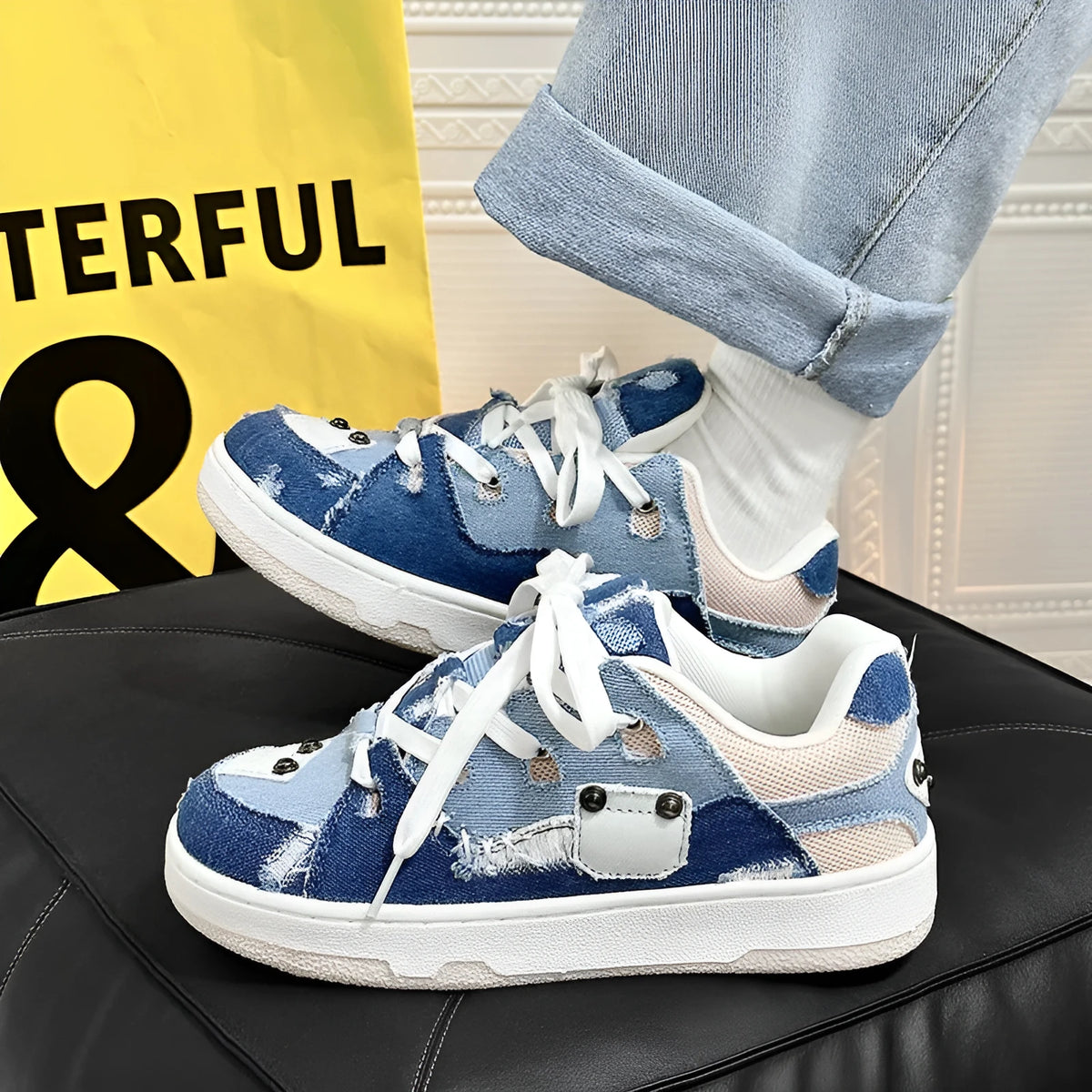 Low-top canvas bread shoes in Denim Blue Pink with PU sole, mesh lining, and front lace-up