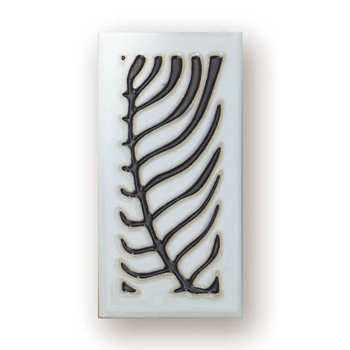 Handmade retro enamel ceramic doorplate sign showing size and one style example.