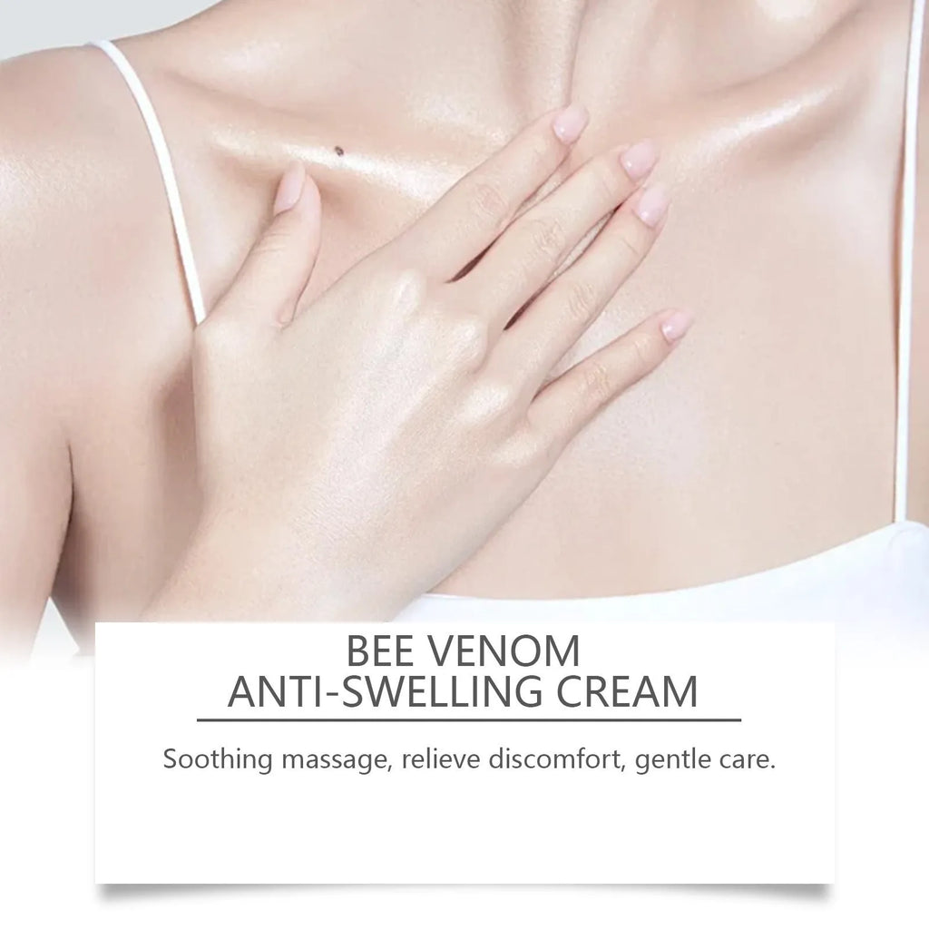 A 15g container of daily skin rejuvenation cream with mint leaf and bee poison.