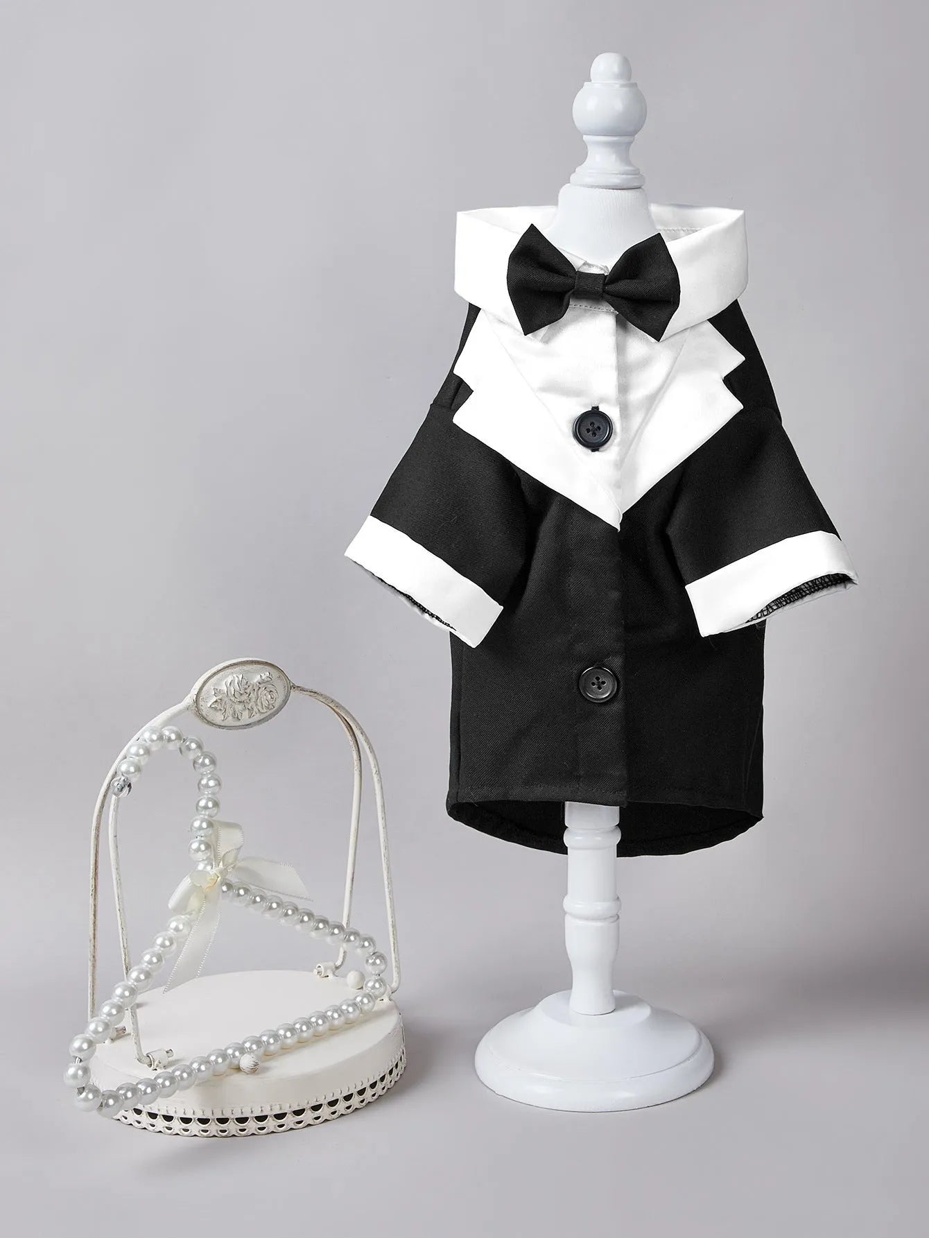 Black four-legged gentleman wedding suit for dogs with Chinese style detailing