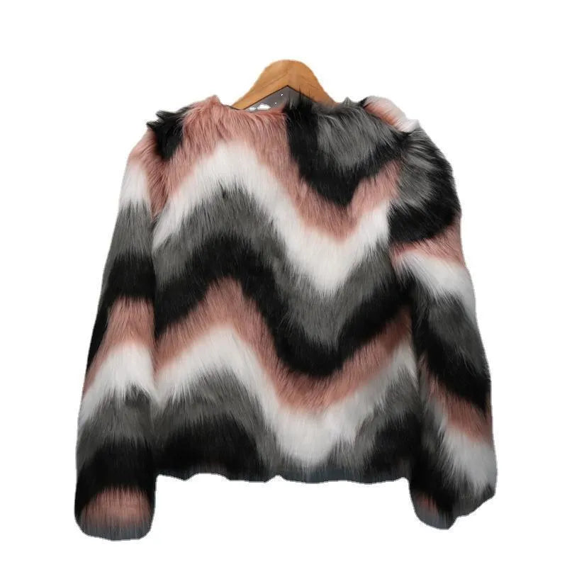 Korean style women's faux fur O-neck short coat in street fashion design