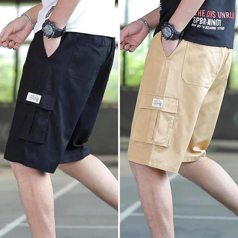 Loose fit men's casual trousers in camouflage colour with a Korean style and thin fifth pants design.