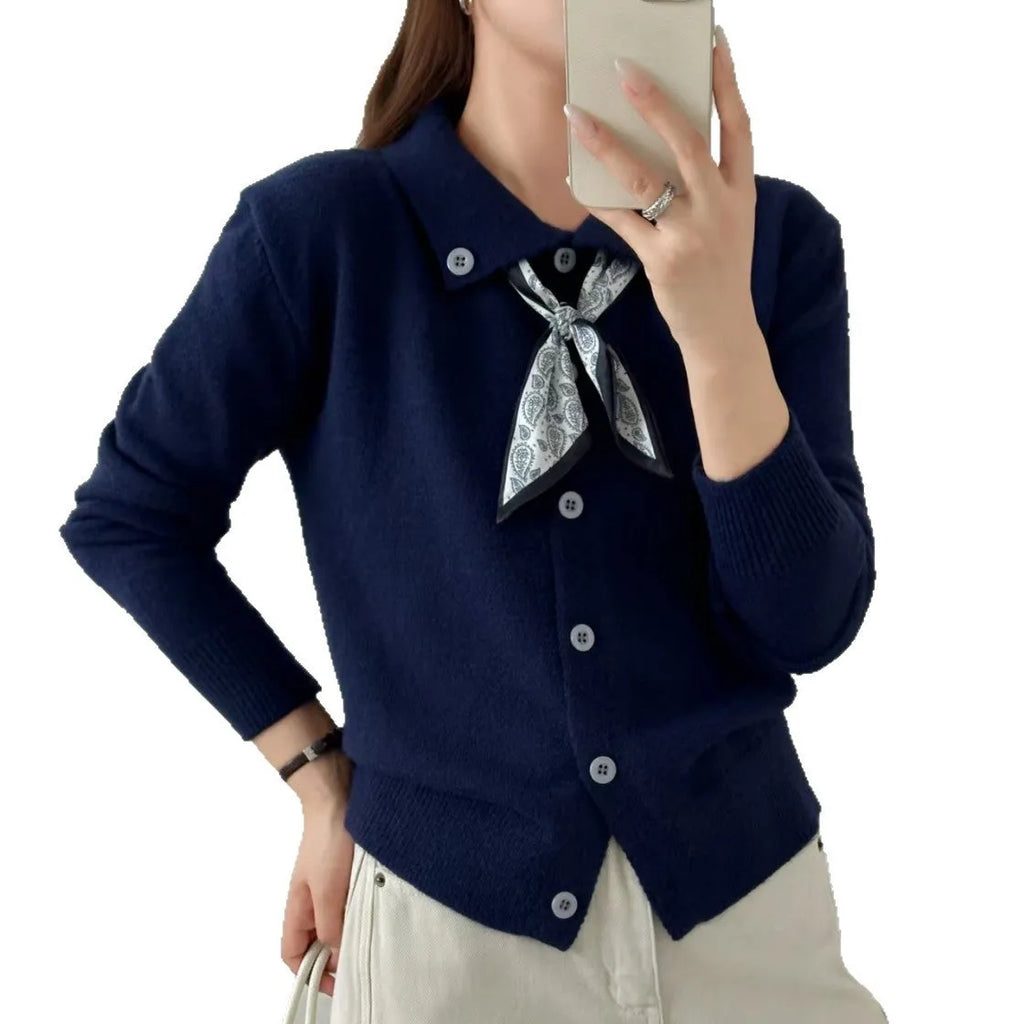 Lapel scarf sweater in cardigan style with long sleeves and splicing details