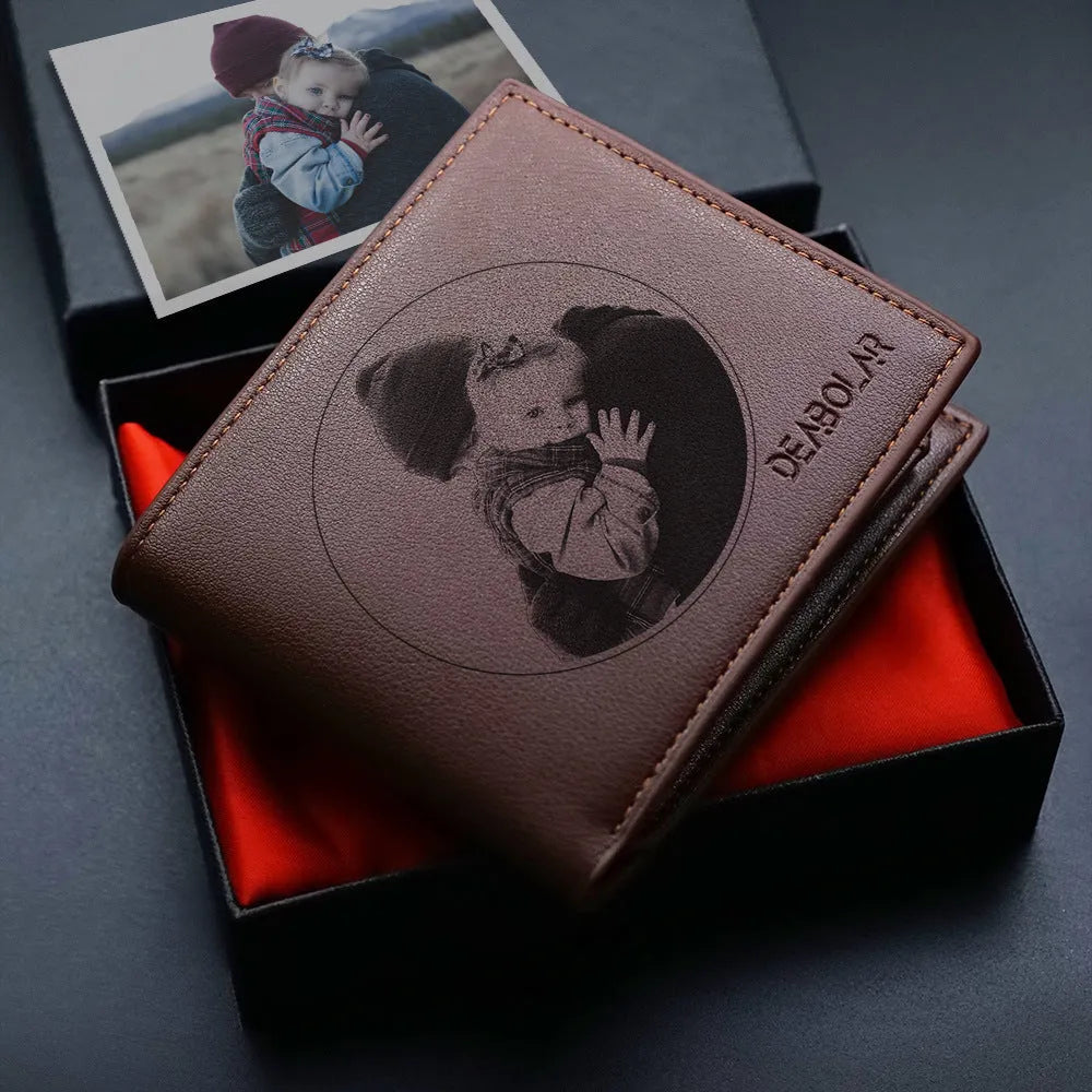 Men's leather wallet showing seven card slots and zipper closure mechanism