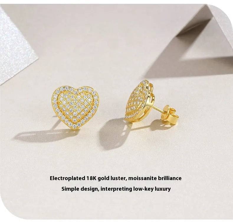Golden heart-shaped stud earrings made from S925 silver with moissanite stones