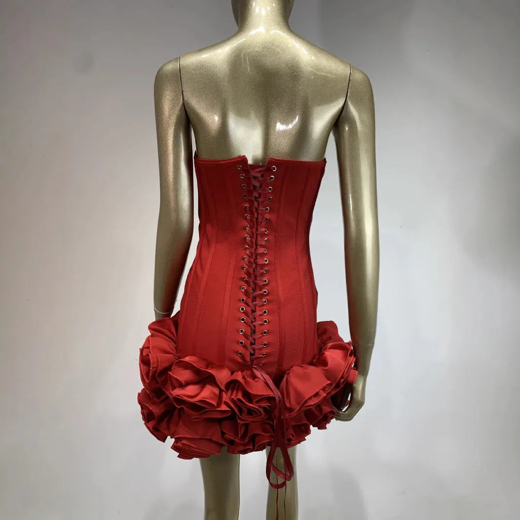 Women's solid colour mid-waist dress in red, white or black polyester fabric