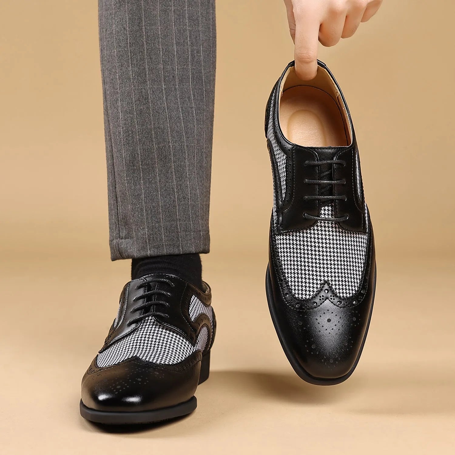 Men's casual leather shoes with houndstooth plaid pattern in black, brown, wine red or yellow colours