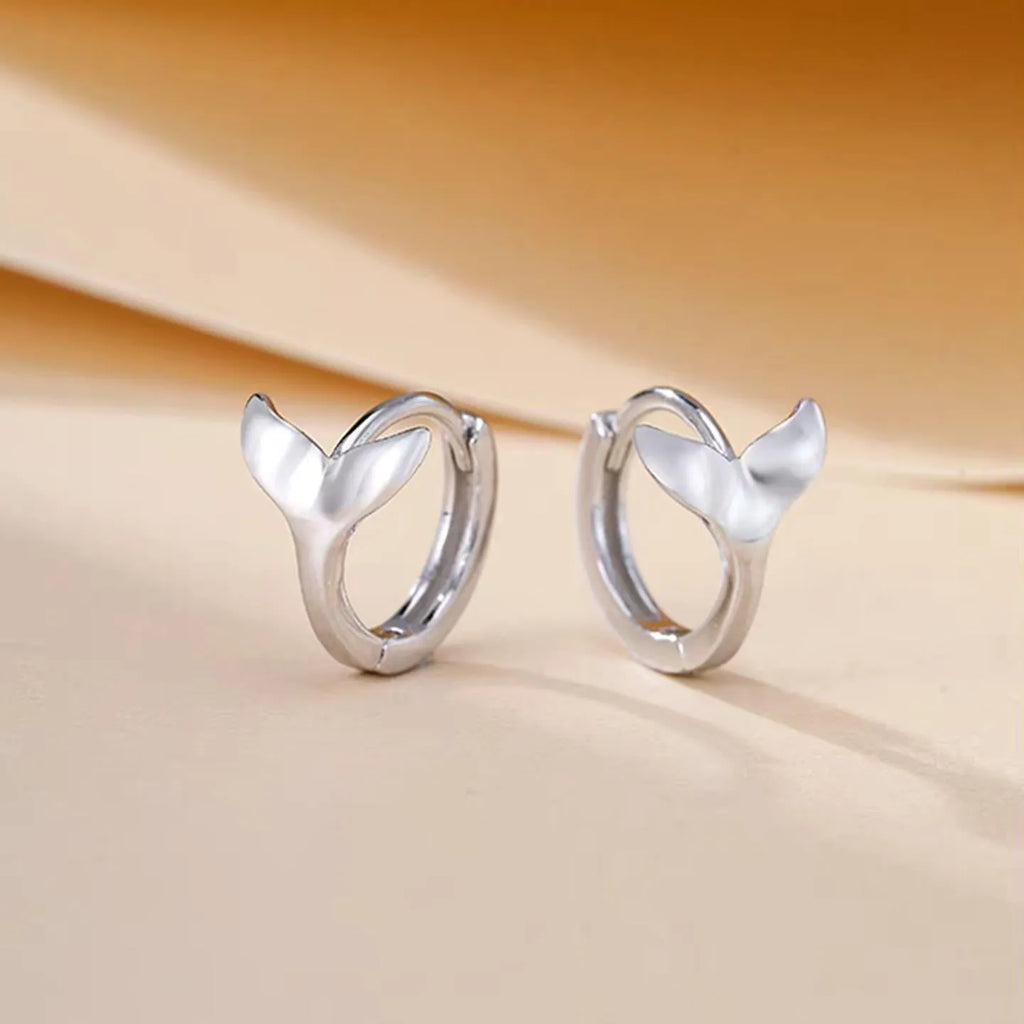 Women's fashion fishtail earrings with electroplated white gold or yellow gold finish
