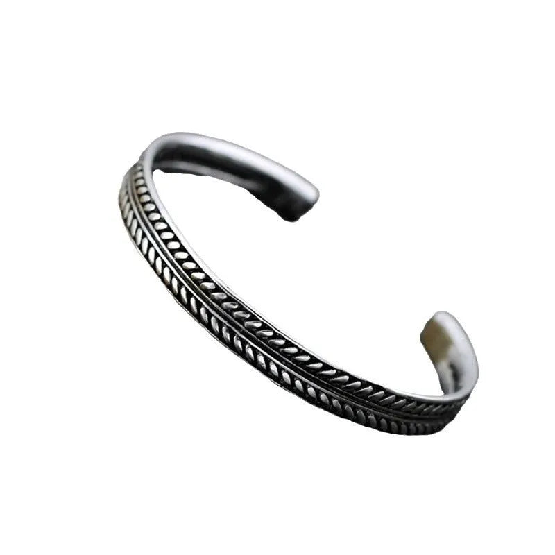 Women's Chinese retro style opening bracelet with fish design in silver colour