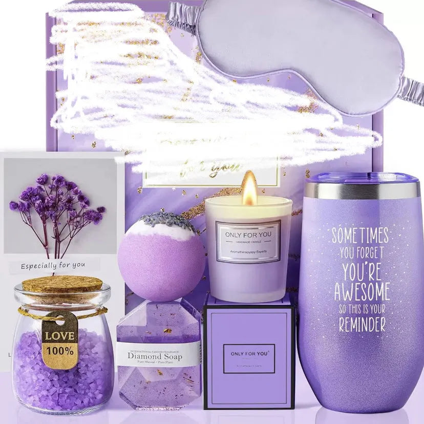 Boxed soy wax aromatherapy candle gift set in modern style with multiple colour suit options on display.
