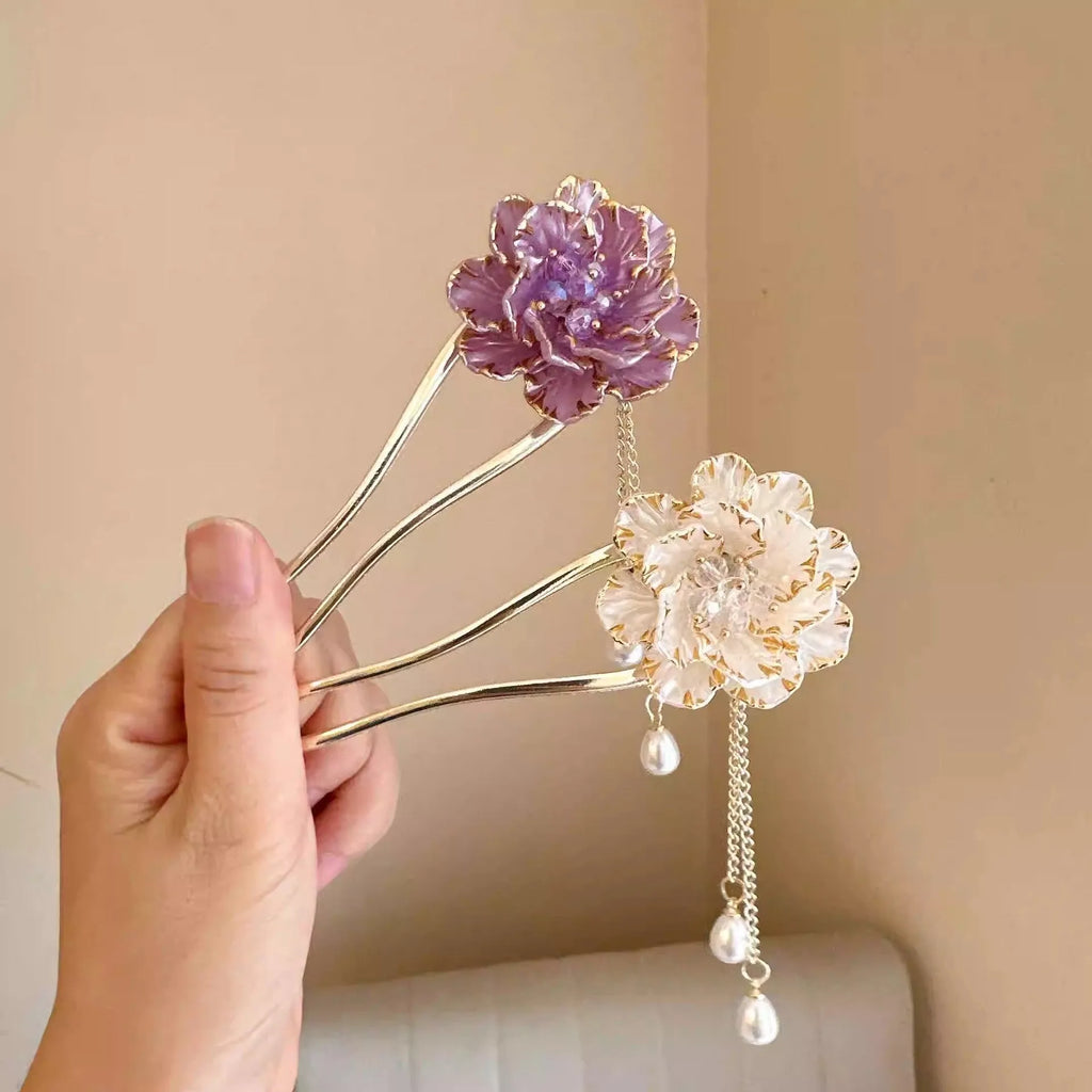 Purple and white peony flower U-shaped hairpin with tassel detailing on alloy construction