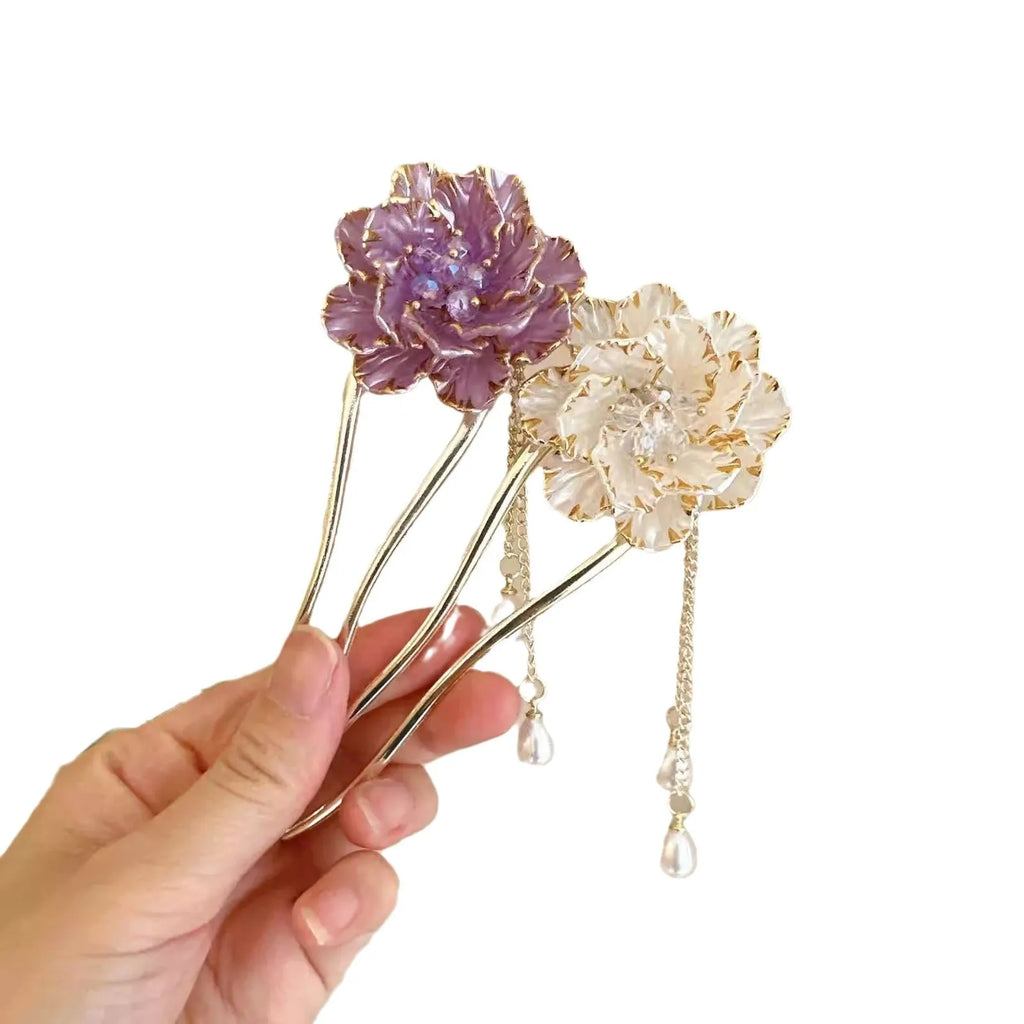 Purple and white peony flower U-shaped hairpin with tassel detailing on alloy construction