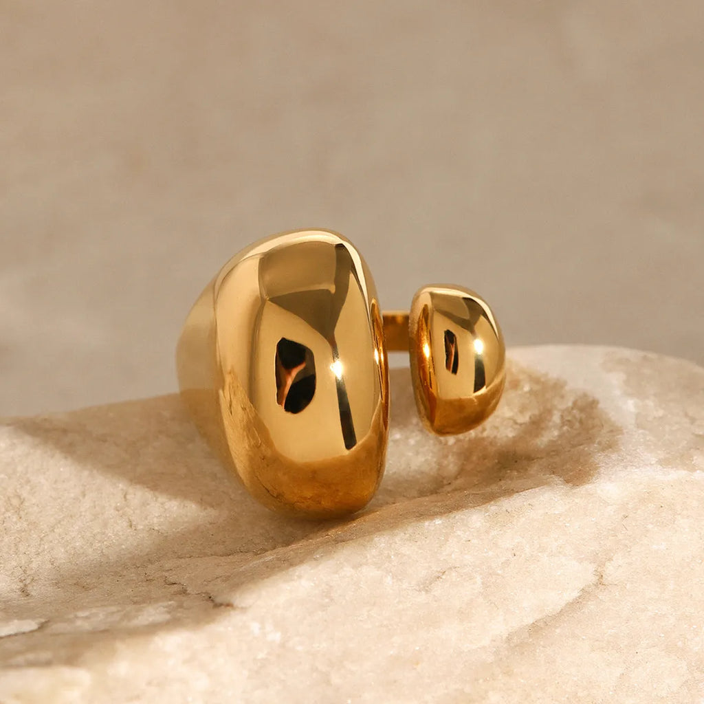 Stainless steel geometric open ring for women with exaggerated design and electroplated finish