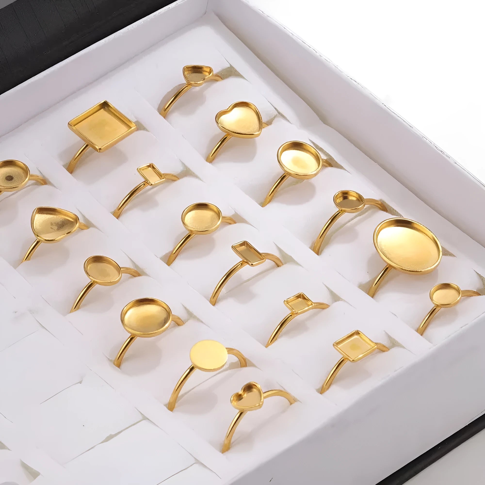Stainless steel golden electroplated ring setting with totem pattern for DIY jewellery making.