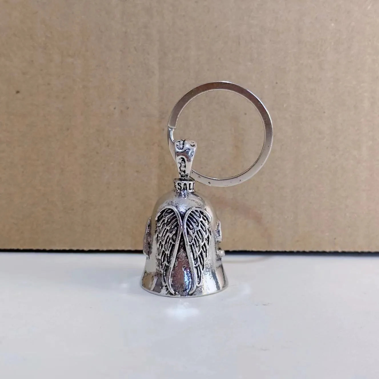Vintage white angel wings feather pendant necklace and keychain jewellery set