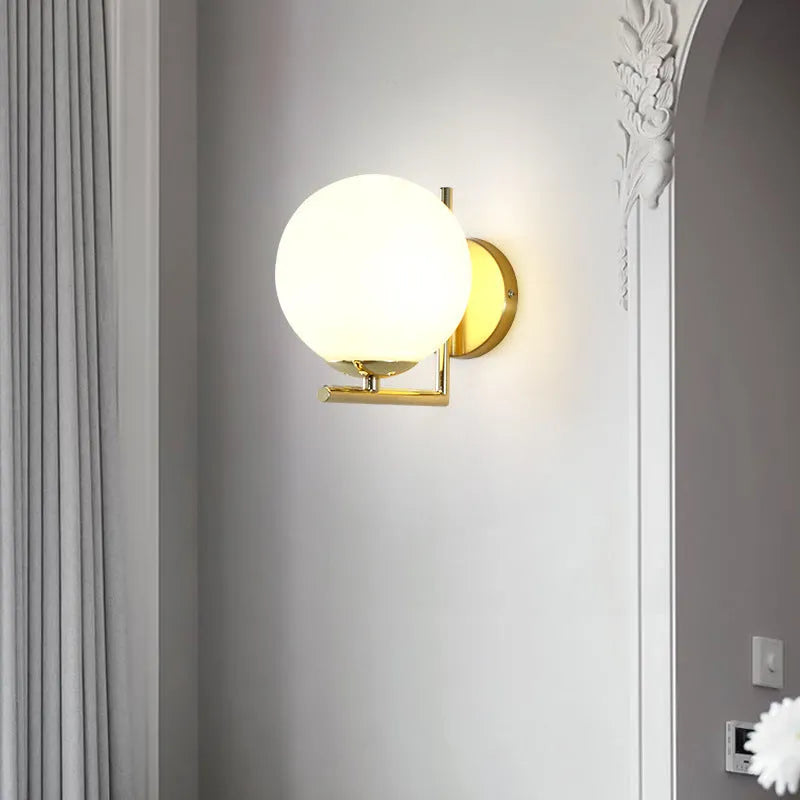 Round glass wall lamp with E27 holder, 150 mm diameter, 18 cm height, remote control, and petal shape.