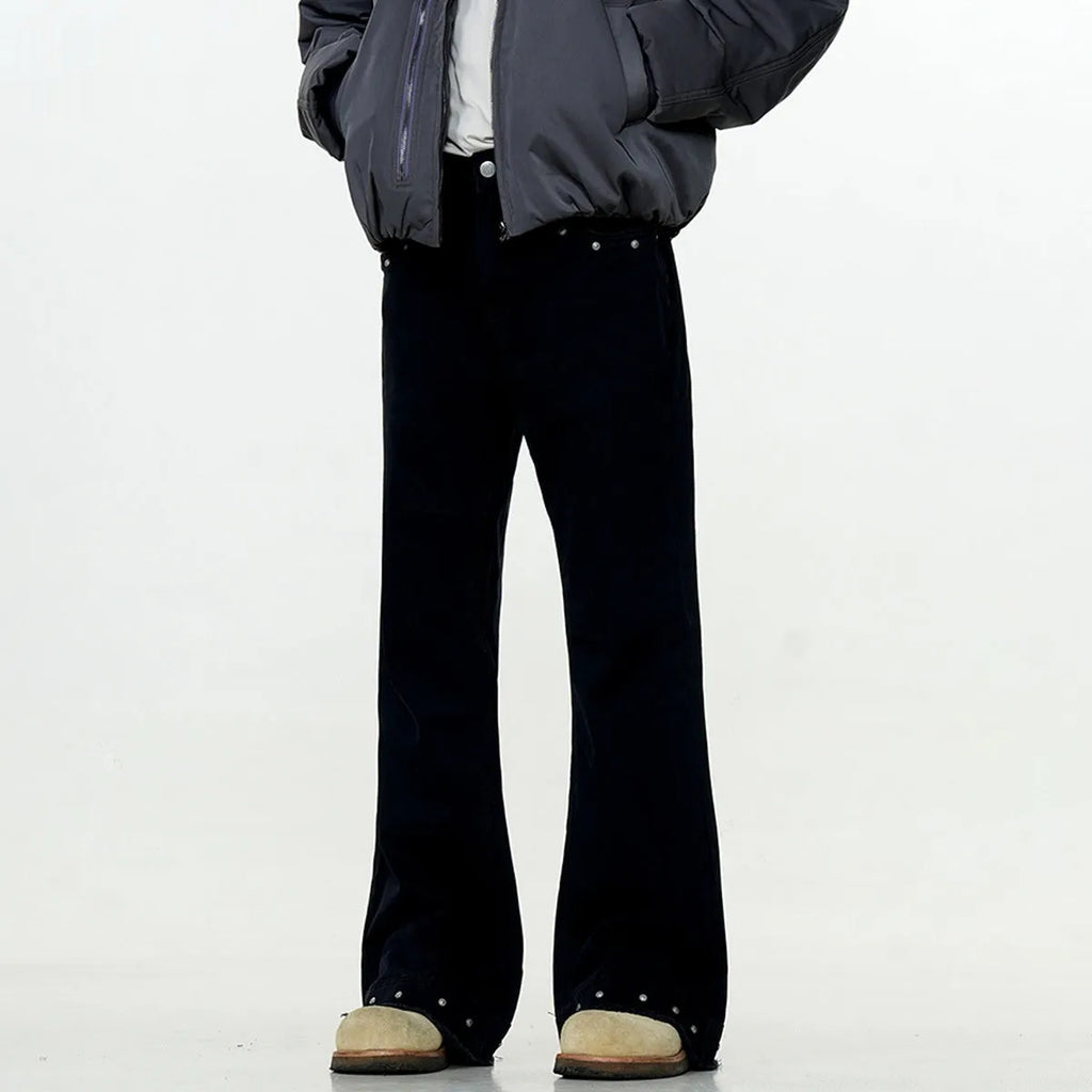 American retro straight-leg cotton jeans in black or gray green with mid-waist fit and horn leg opening