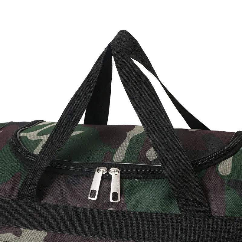 Camouflage waterproof luggage bag with 20L capacity and stripe pattern lining