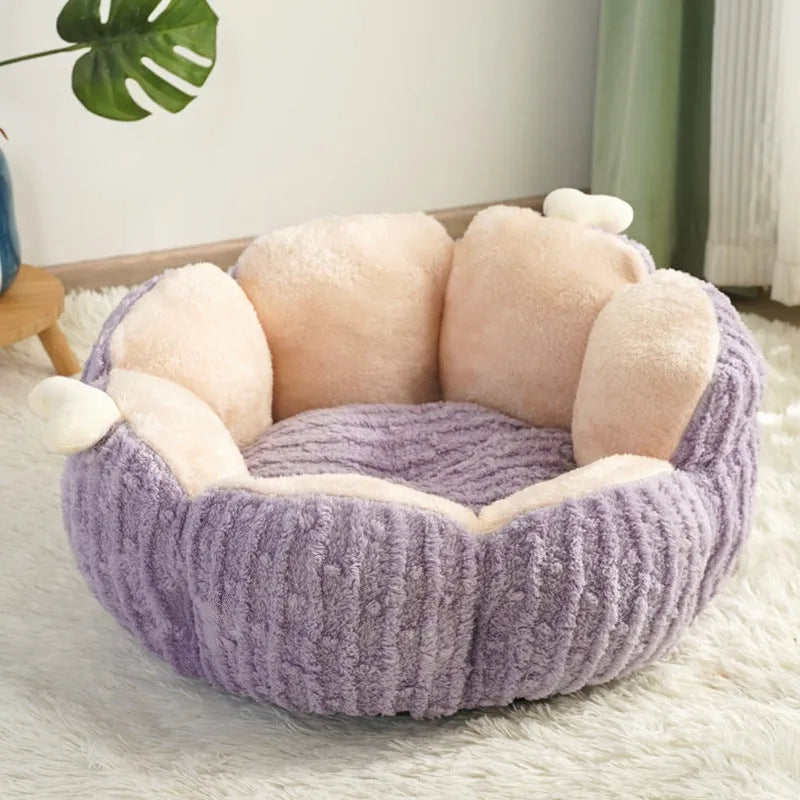 Cactus-themed cat litter kennel pet bed in purple or green, showing large and small size options
