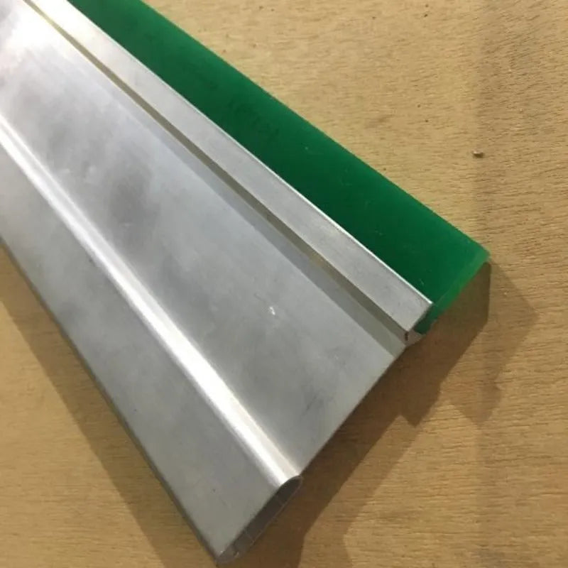 Green aluminium alloy squeegee with scratch handle, 50cm long with 10cm wide metal blade