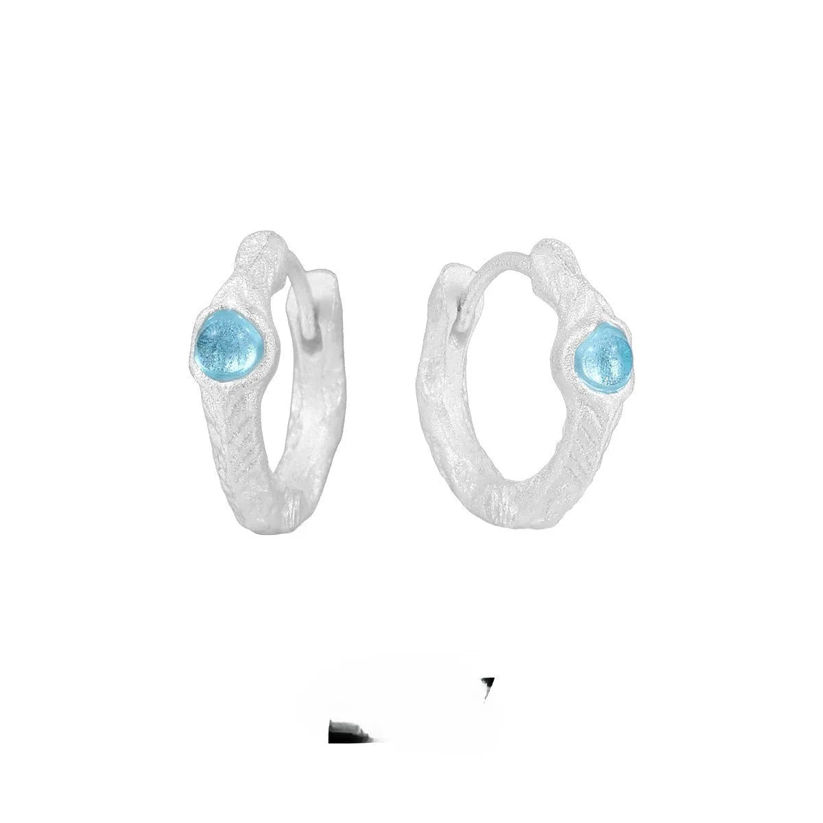 925 silver geometric ear clip with burnt silver electroplated finish for women