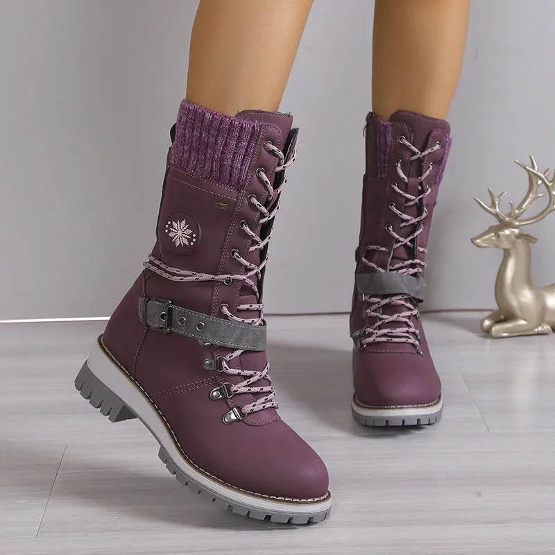 Women's knee-high fur-integrated snow boots with square heel and lace-up closure in black