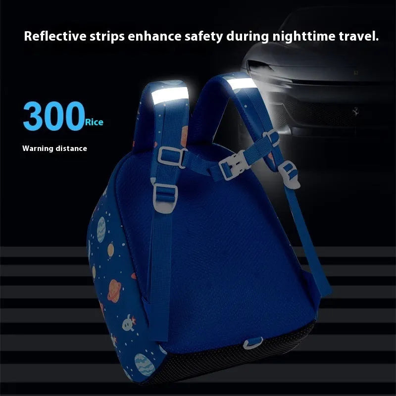 Children's school bag in polyester nylon with animal print, air pillow straps and large or small size options