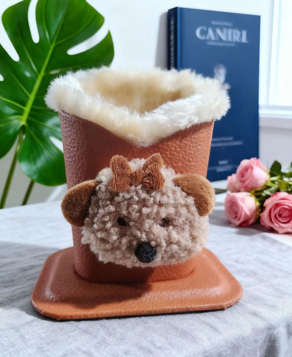 Nordic fluffy leather desktop glasses storage bucket 11.6x8.1x12cm cartoon animal