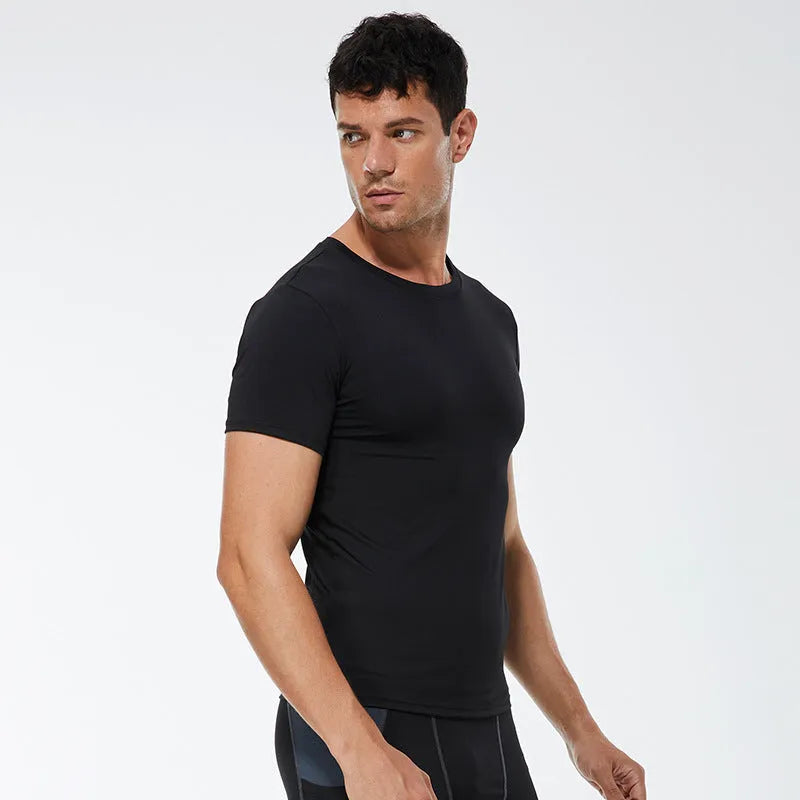 Men's solid colour short-sleeved athletic shirt in stretch quick-dry polyester fabric