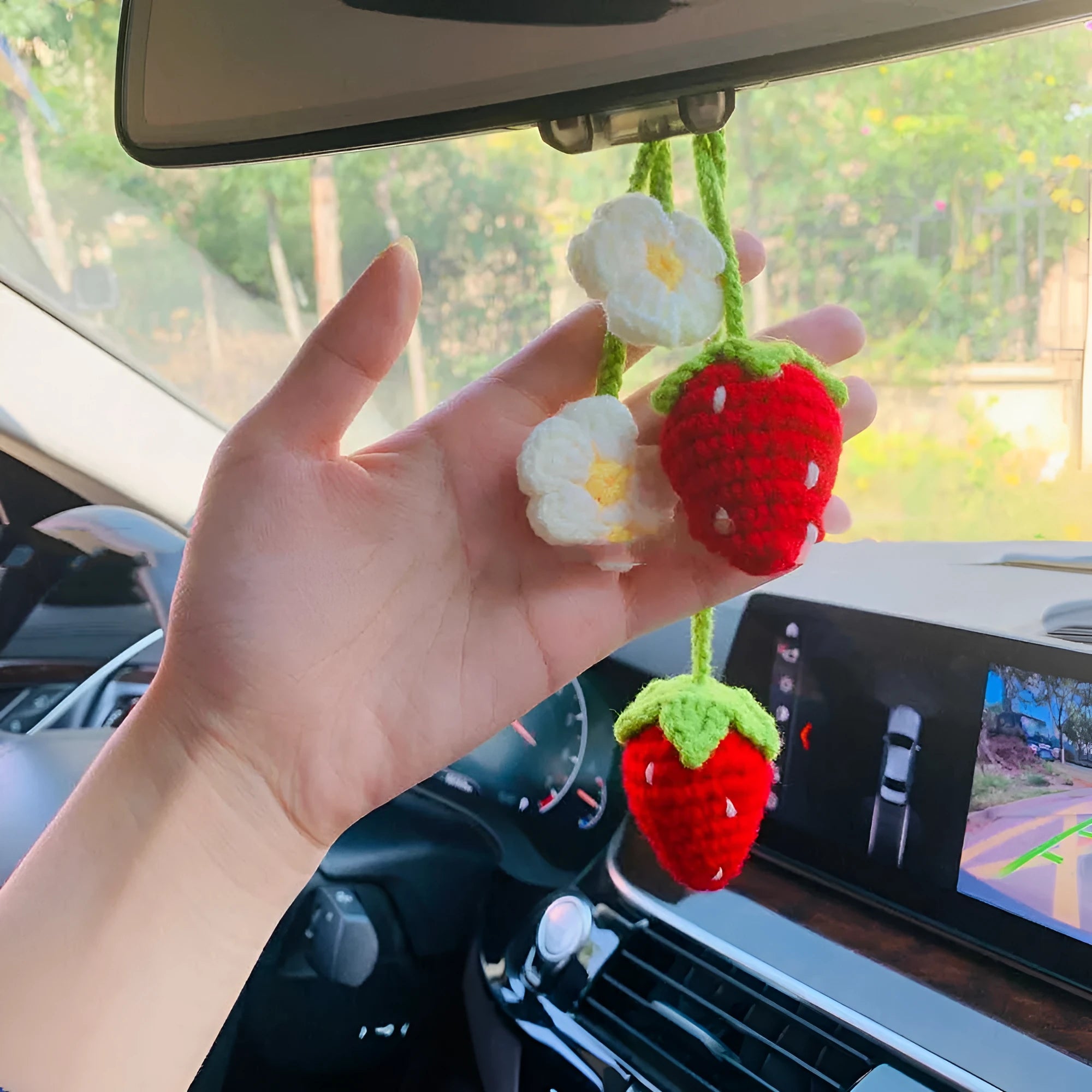 Handmade woven strawberry car pendant made from cotton and hemp knitting wool.