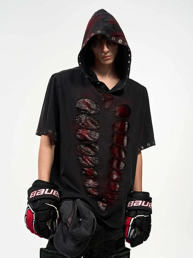 Black hooded men's T-shirt with sequin detailing and loose-fitting short sleeve design