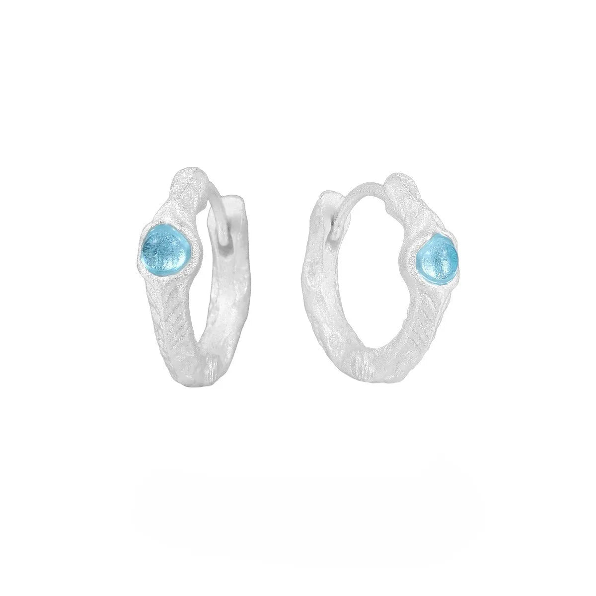 925 silver geometric ear clip with burnt silver electroplated finish for women