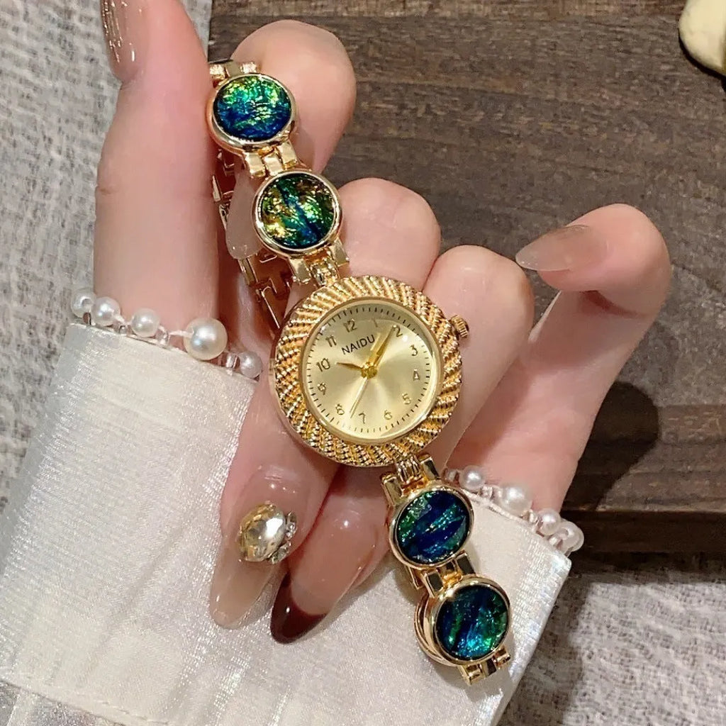 Women's 25mm round quartz watch in milky white dial with zinc alloy case