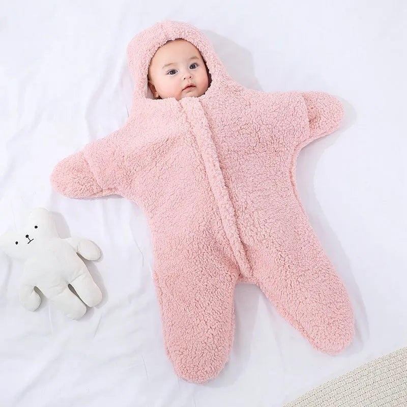 Starfish lamb velvet baby sleeping bag with hood and front zipper for a newborn.