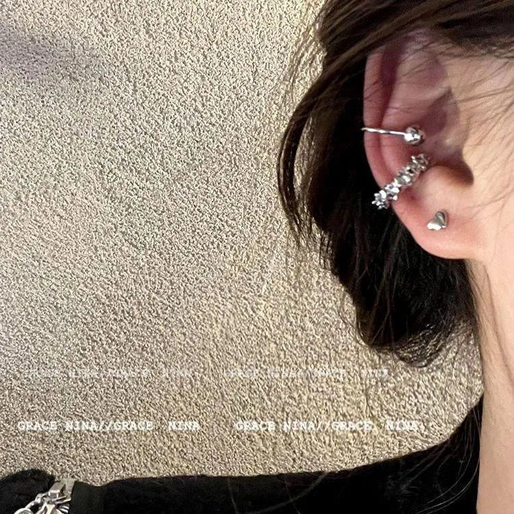 Geometric irregular earrings with frosty finish and ear clip fastening in colour B4710