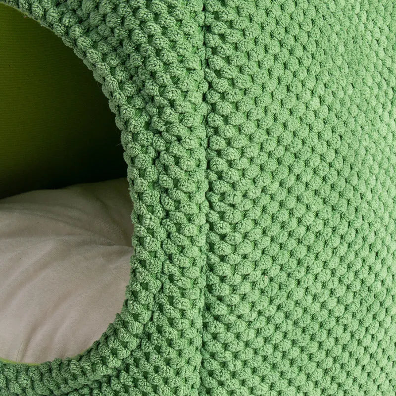 Green cactus-shaped enclosed cat bed with cave design for kittens and small dogs