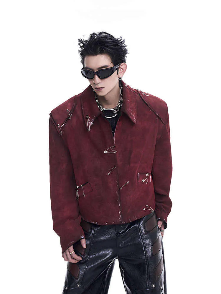 Men's red quilted jacket with decorative pin and flocking detail, loose fit with lapel collar