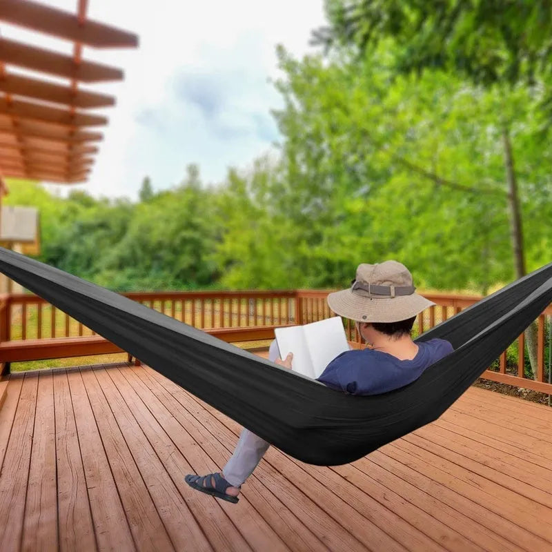 Camping parachute hammock 300 x 200cm in 210T nylon with straps, carabiners, and 2m ropes
