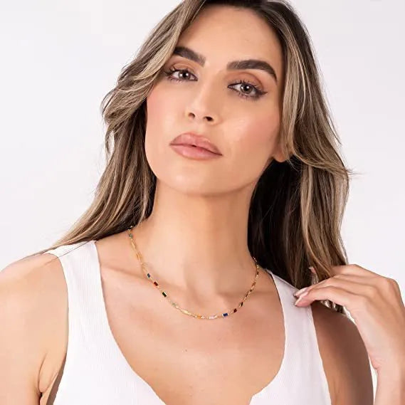 Ladies geometric crystal necklace with alloy pendant on adjustable 41-50cm chain