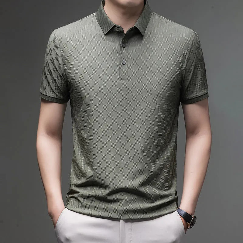 Rhombus thin ice silk short sleeve T-shirt in black with a slit hem design.